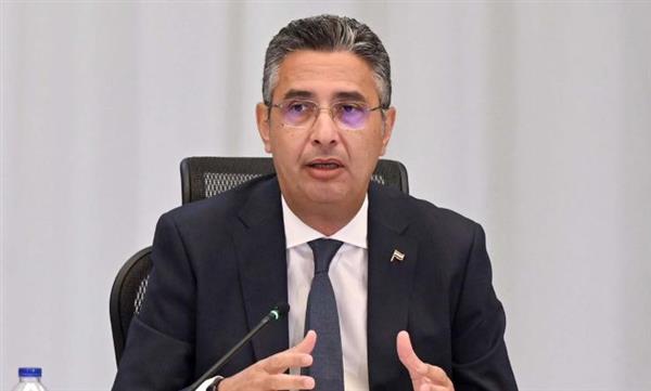 وزير التموين يبحث تكلفة إنتاج الخبز السياحي والفينو