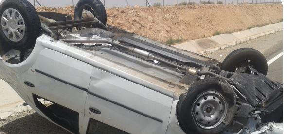 انقلاب سيارة ملاكي بالتجمع يُصيب شخصين.. ونقلهما إلى المستشفى