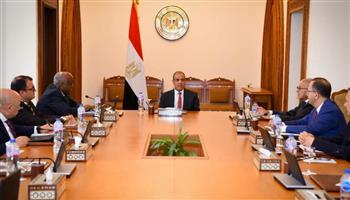   وزير الخارجية يتابع التحضيرات للفعاليات الأفريقية الثلاث 