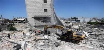   الدفاع المدني بغزة: انتشال رفات 28 شهيدا من تحت أنقاض منزل مدمر بمدينة غزة