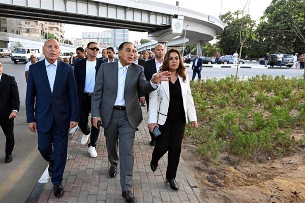 رئيس الوزراء يتفقد عددا من مشروعات الزراعة والتشجير بمحافظة القاهرة