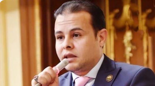 مدحت الكمار: تيسير إجراءات المستثمرين خطوة حاسمة لتعزيز تنافسية الصناعة المصرية