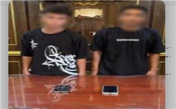 ضبط طالبين بالجيزة لإدارة صفحة للنصب على المواطنين