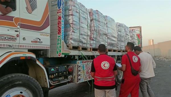 "الهلال الأحمر": قافلة زاد العزة الـ 285 تتضمن أكثر من 3,009 طن من المساعدات للفلسطينيين