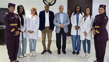   تكريم إسماعيل عبدالغفار بعد إهداء أكبر مكتبة طبية لطبيبات السودان