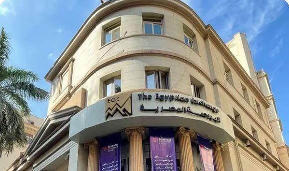 خبيرة أسواق مال: غياب الوعي بجني الأرباح والمبيعات الهامشية ضغطا بقوة على أسهم الأفراد