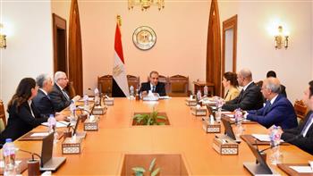   وزير الخارجية يشدد على حماية حقوق المهاجرين ومكافحة الاتجار بالبشر