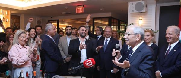 رئيس وزراء لبنان: نجاح الحكومة يقاس بقدرتها على بناء بلد يرى فيه الشباب فرصة لمستقبلهم