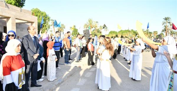 قنا تحتفل باليوم العالمي للسياحة