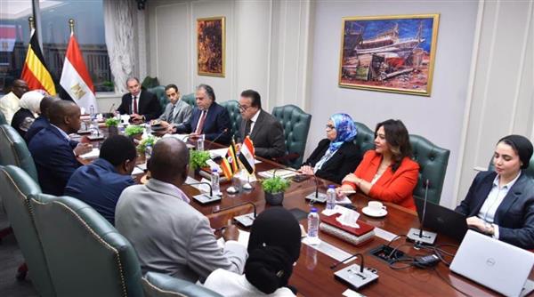 وزير الصحة يستقبل نظيره الأوغندي لبحث تعزيز التعاون الصحي بين البلدين