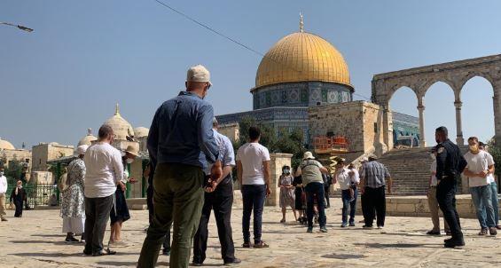 اقتحامات موسعة لباحات المسجد الأقصى وسط توتر متصاعد في القدس