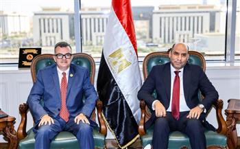   "العمل" و"التخطيط" تتفقان على ربط التدريب المهني باحتياجات الاستثمار