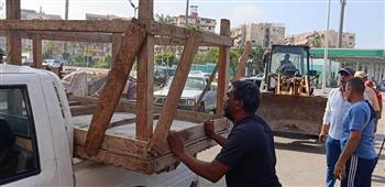   حملة مكبرة ببورسعيد لرفع الإشغالات وإعادة الانضباط لشوارع حي الزهور