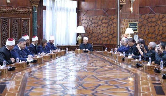 شيخ الأزهر يستقبل وفد مجلس الأساقفة الكاثوليك بجمهورية الفلبين