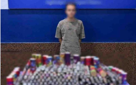 ضبط شخص بالفيوم لقيامه بالترويج لبيع الألعاب النارية