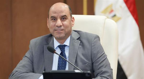وزارة العمل تكشف تفاصيل ترخيص تدريب «مساعد الخدمات الصحية»