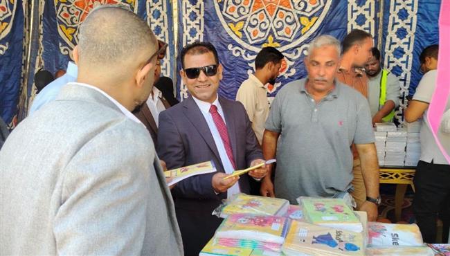 معرض «أهلاً مدارس» وأسواق جديدة.. تحركات خدمية في أرمنت بالأقصر  