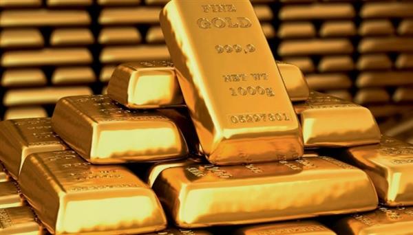 الذهب يواصل خسائره في المعاملات الفورية ويهبط 2% إلى 4380.59 دولار للأوقية