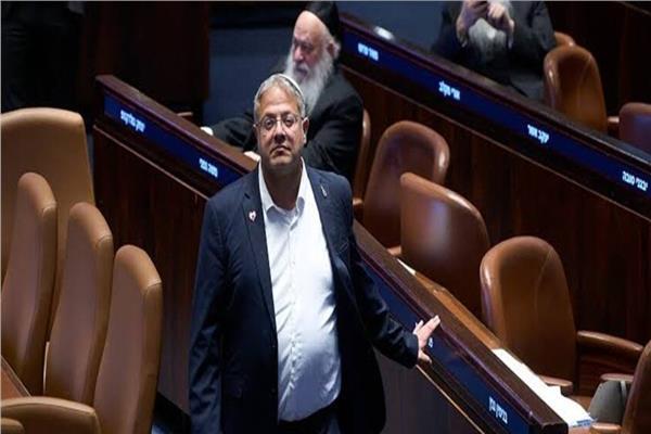 وزيران إسرائيليان يجددان دعوات تفريغ غزة من سكانها مع قرب الانتخابات