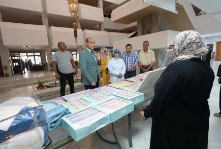 محافظ أسيوط يرسم البسمة على وجه عروس من الأولى بالرعاية
