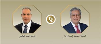 وزير الخارجية ونظيره الباكستاني يبحثان هاتفيا التطورات الإقليمية