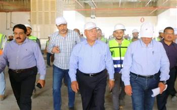   وزير النقل يتفقد محطات القطار الكهربائي السريع استعدادًا للتشغيل التجريبي