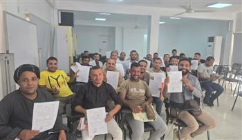 وزارة العمل: تسليم الدفعة الثانية من عقود العمالة الزراعية الموسمية بالأردن