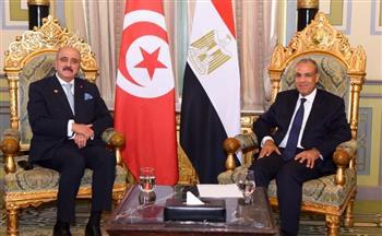 وزير الخارجية ونظيره التونسي يؤكدان خصوصية وتميز العلاقات الثنائية بين البلدين