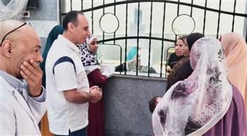   وكيل صحة بني سويف يكافئ العاملين بوحدة الملاحية الصحية في ببا