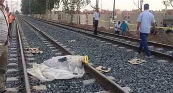 مصرع سيدة أسفل عجلات قطار خلال عبورها السكة الحديد بأسوان