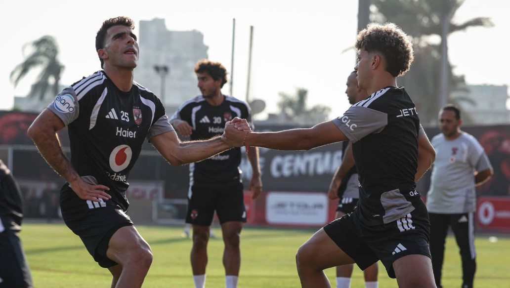 الأهلي يختتم مرانه استعدادًا لمواجهة المقاولون العرب في الدوري