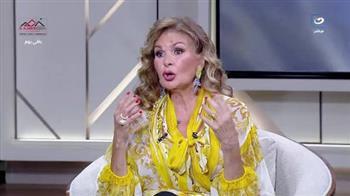 يسرا للميس الحديدي :أهم شخصيتين أثرتا في تكوينها الفكري والفني هما الزعيم عادل إمام والمخرج يوسف شاهين