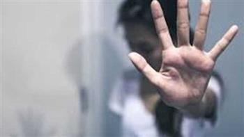 ضبط شاب متهم بالتحرش بفتاة والتعدي عليها داخل كومباوند بالقاهرة الجديدة
