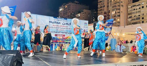 الإسكندرية تستكمل فعاليات «شاطئ الفن» على شاطئ أبو هيف