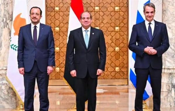 بيان قمة العلمين الثلاثية.. مصر وقبرص واليونان تؤكد تعزيز التعاون ودعم استقرار المنطقة