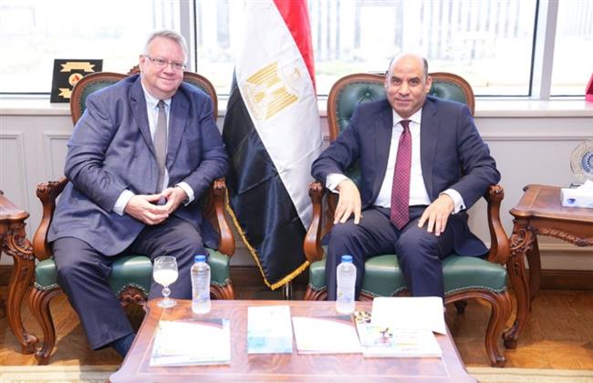 وزير العمل: برنامج "العمل اللائق" يعكس أولويات مصر واحتياجات سوق العمل