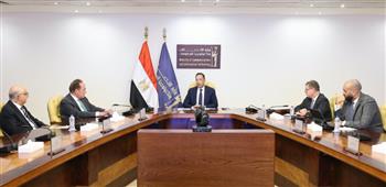   وزير الاتصالات: إطلاق تطبيقات مصرية باستخدام الذكاء الاصطناعي تدعم "السيادة الرقمية"