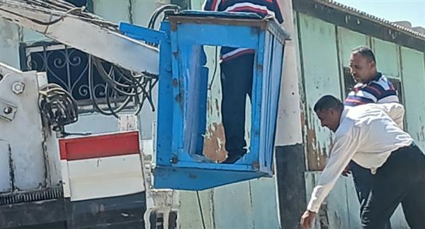 محافظ أسيوط: رفع كفاءة الإنارة العامة بقرية الإسكندرية التحرير