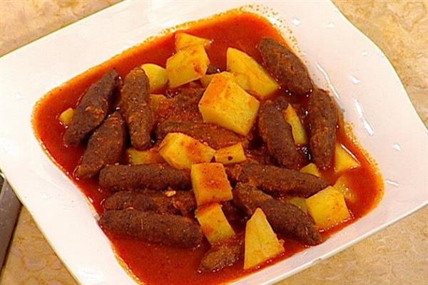 كفتة الأرز.. هل هي أكلة غير صحية أم أن طريقة تحضيرها هي المشكلة؟