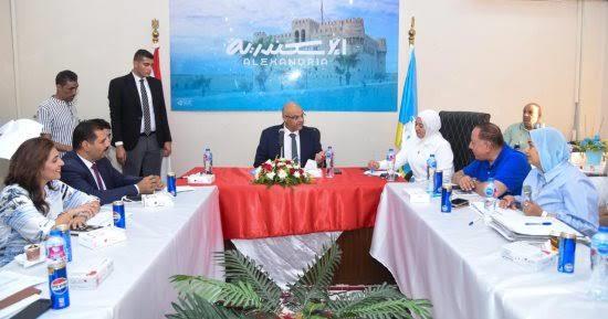 محافظ الإسكندرية: عقد 21 لقاءً جماهيريًا لتأكيد التواصل المباشر مع المواطنين ومقابلة 530 مواطن لسماع شكواهم