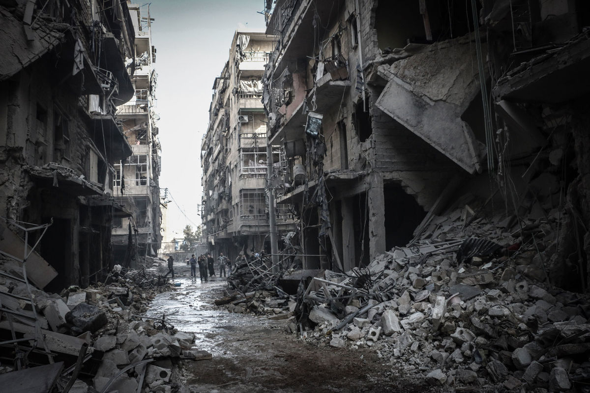   رويترز: الغوطة السورية تحت الأنقاض