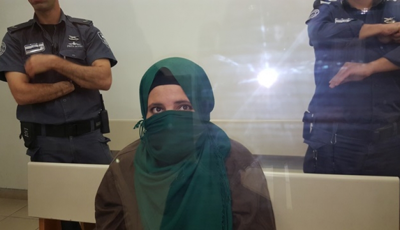   محكمة الاحتلال تقضى بسجن الفلسطينية شاتيلا أبو عيادة 16 عاما فى تهمة ملفقة