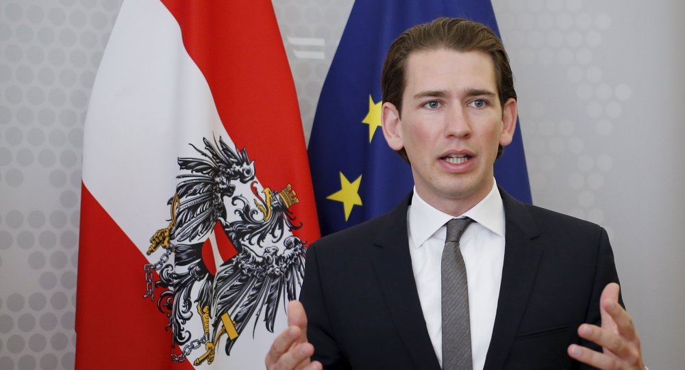   وزير خارجية النمسا يجدد دعوته لتصدير اللاجئين إلى أفريقيا