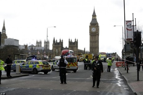   مجلس مسلمي بريطانيا يدين هجوم لندن