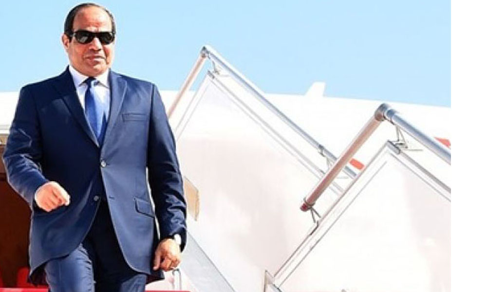   السيسى يعود إلى القاهرة قادما من الأردن بعد المشاركة في القمة العربية