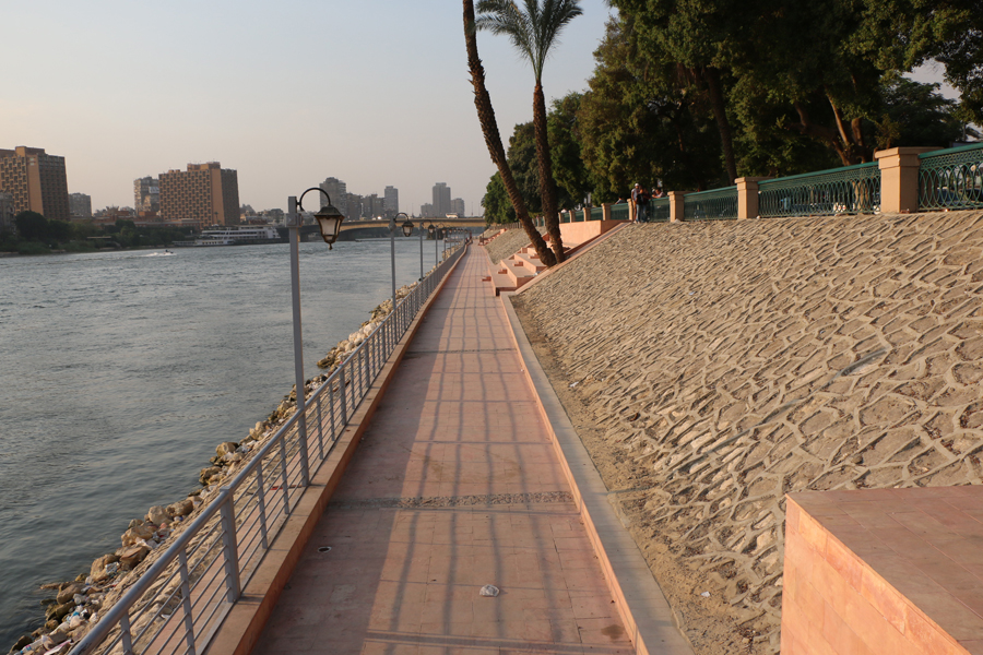   محافظ القاهرة: استكمال تطوير القاهرة الخديوية وكورنيش النيل