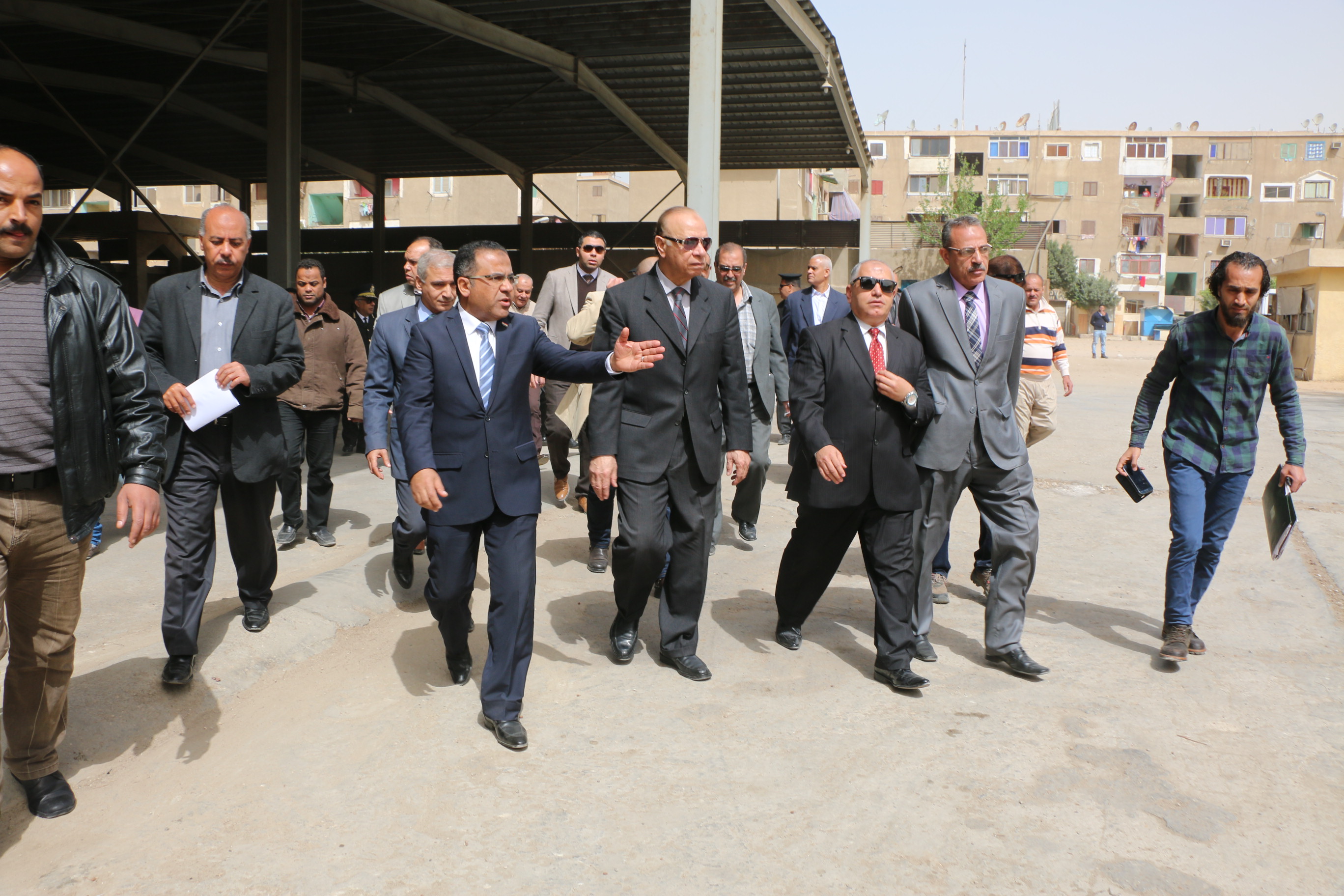   محافظ القاهرة يتفقد شون السلام وصومعة المطرية