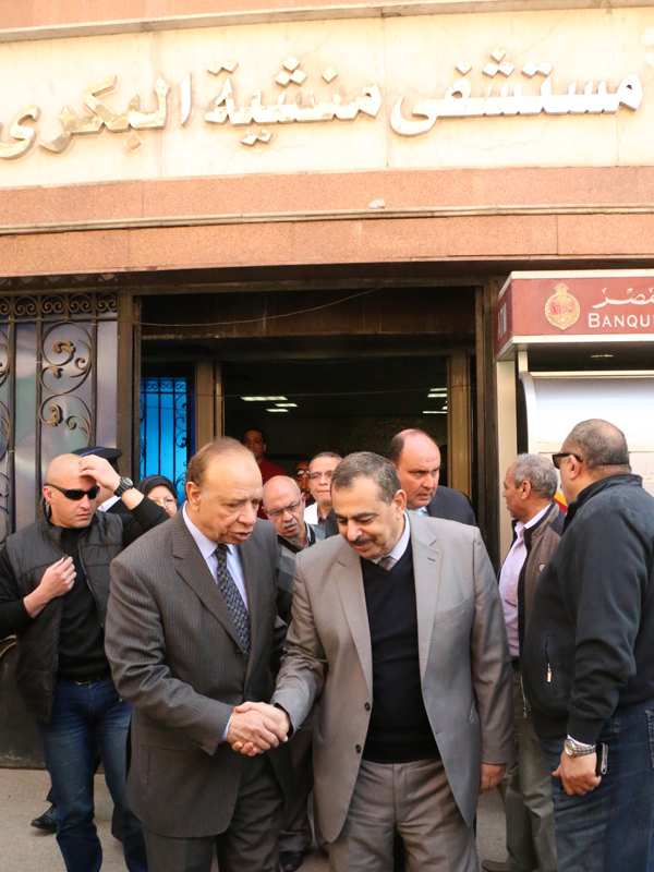   محافظ القاهرة يتفقد أعمال تطوير محور حسن المأمون بشرق مدينة نصر ومستشفى منشية البكري