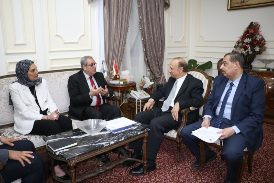   محافظ القاهرة يلتقي ممثل منظمة الصحة العالمية بالقاهرة