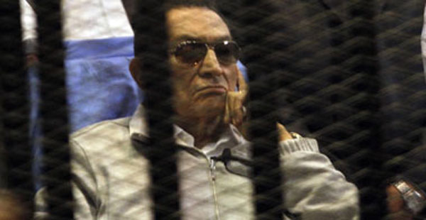     الجنايات تفتح التحقيق مجددا في قضية فساد لمبارك تم التصالح فيها